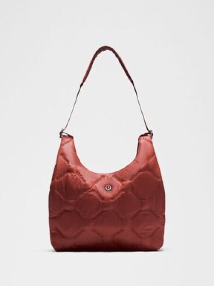 Nwt Lululemon Rockwood Quilty Pleasures Shoulder Bag 5l